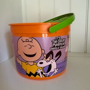 McDonald's Peanuts Charlie Brown 50th Anniversary Halloween Happy Meal Bucket